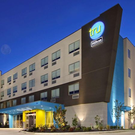 Tru By Hilton Meridian Exterior photo